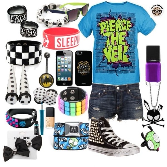 ‼️ISO‼️ looking for scene/emo clothing - Picture 3 of 4